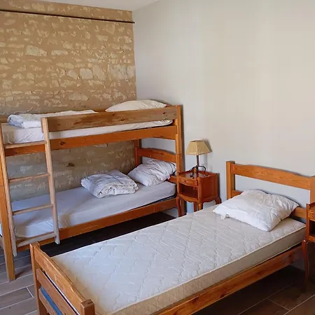 Chateau De Bellevue - La Longere Proche Du Puydufou Lejlighed