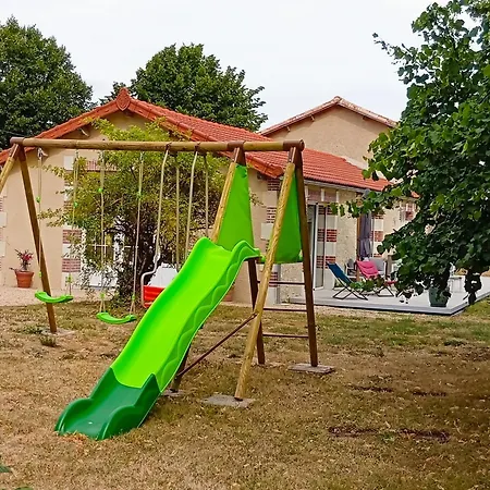 Chateau De Bellevue - La Longere Proche Du Puydufou Lejlighed Sainte-Cécile
